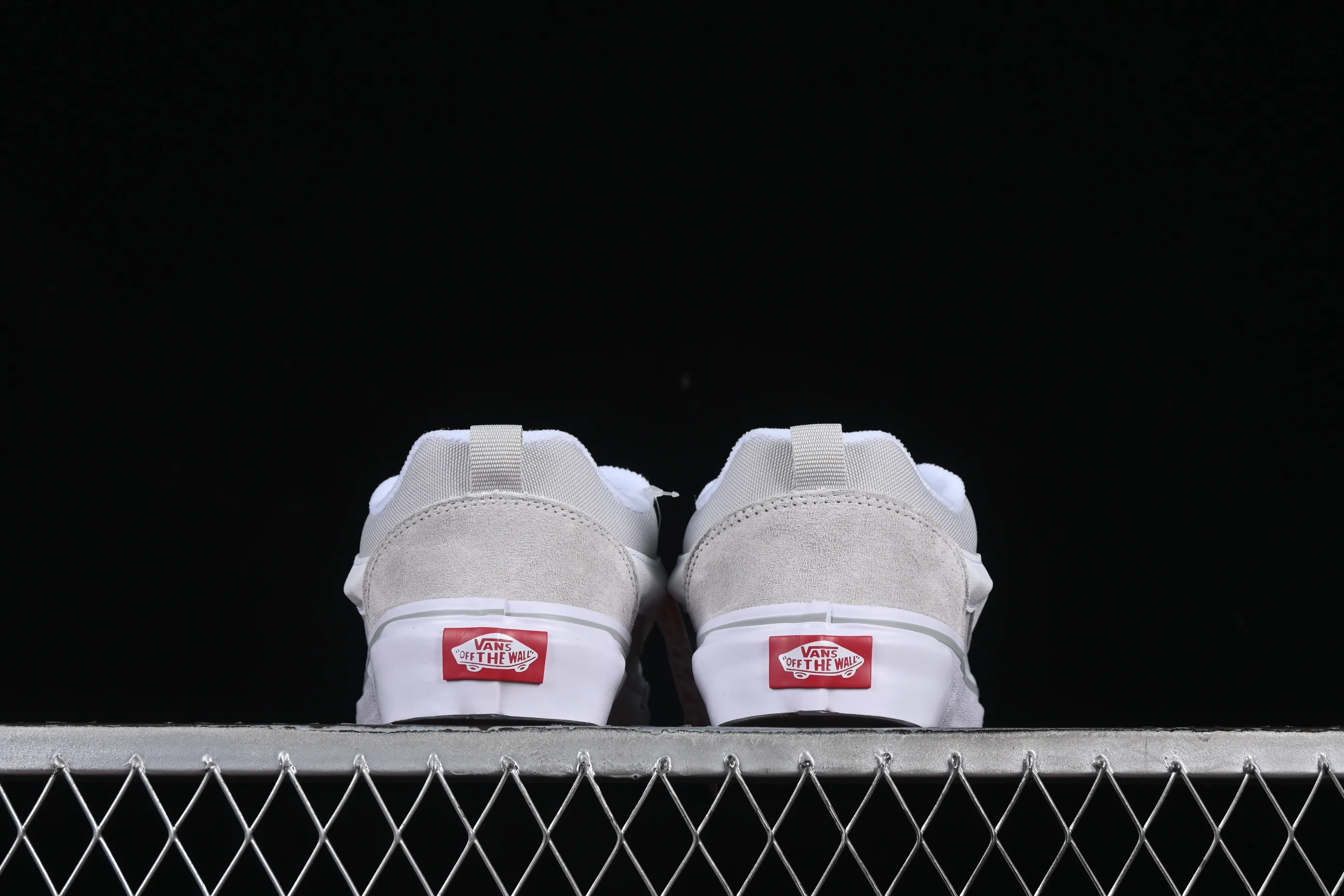 All categories Vans Vans series Vans Low Vans low-top Vans Knu Skool Vans low-top retro casual fat bread shoes VN000CRPBWD